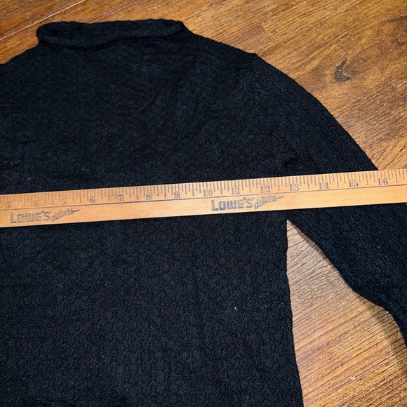 Wild Fable Black Long Sleeve Mock Neck Crop Top w Thumb Holes Size S - Picture 13 of 14